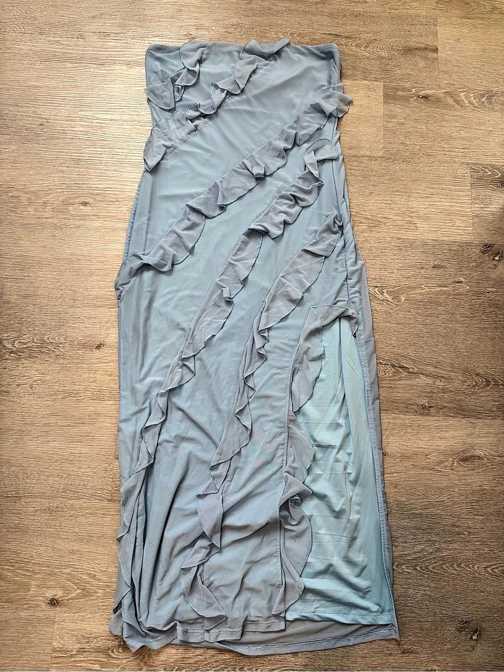 ZESICA Ruffle Maxi Dress in Blue Size Medium Like New